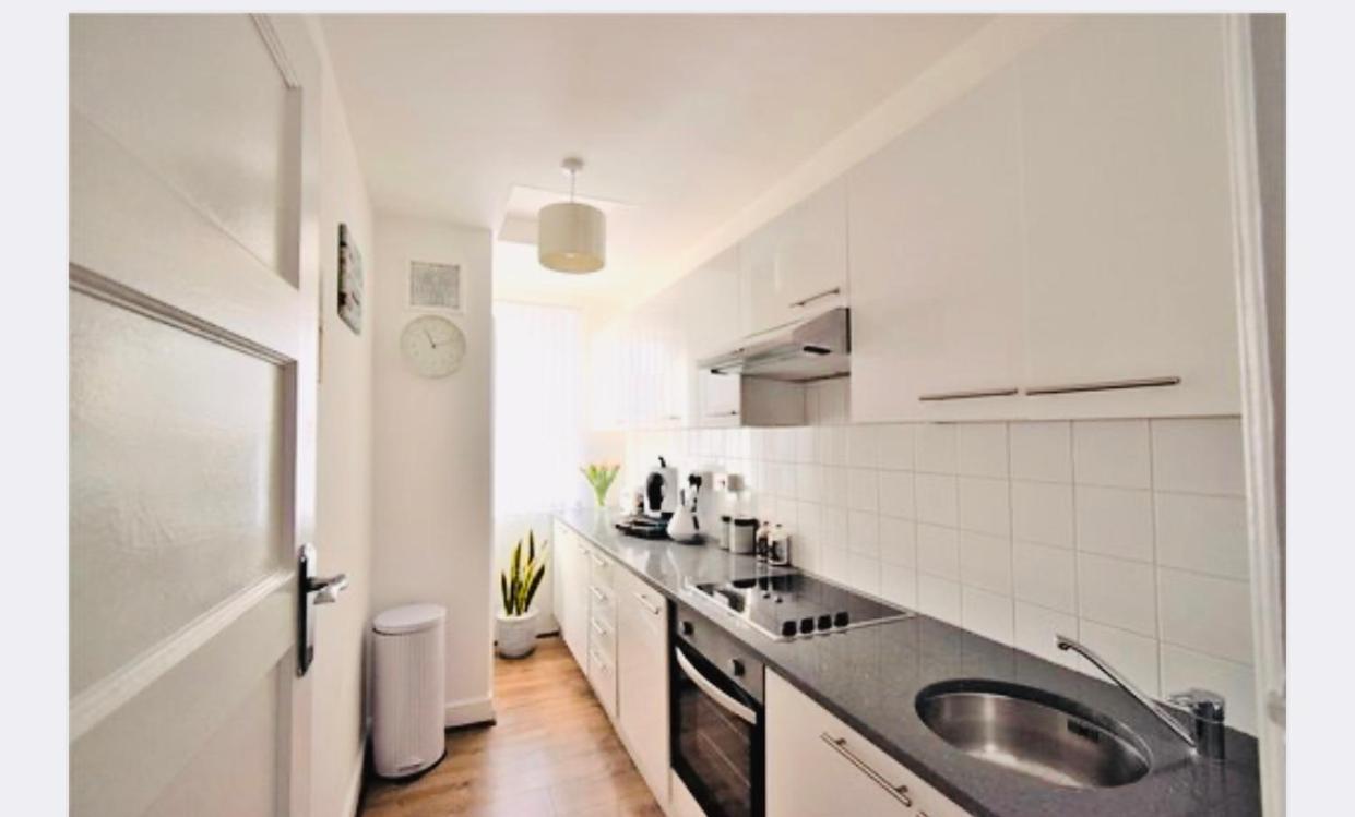 Super Location 1Min From Metro 10Min From Camden Lägenhet London Exteriör bild